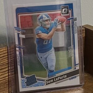 🏈 2023 Sam LaPorta Panini Donruss Rated Rookie Optic Football NFL Card #237